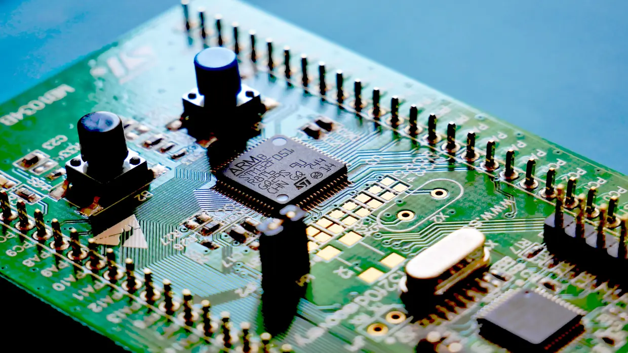 Embedded Systems & IoT
